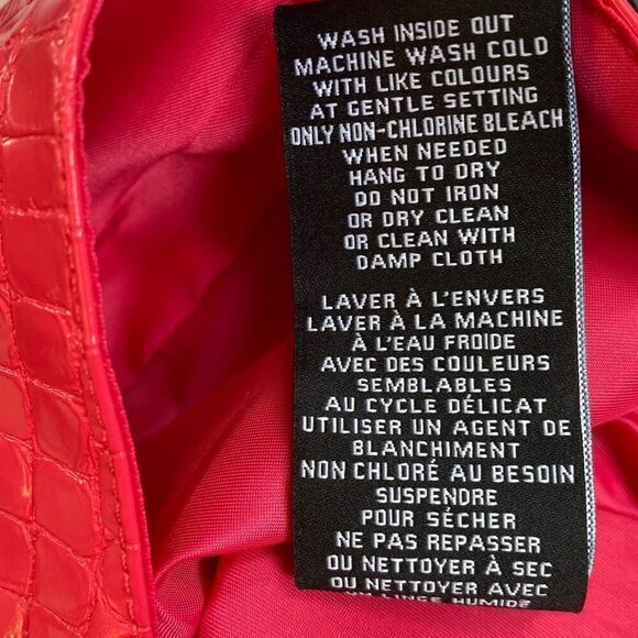 7 For All Mankind NWT Faux Leather Crocodile Crop Top Hot Pink Bikercore - Picture 5 of 6